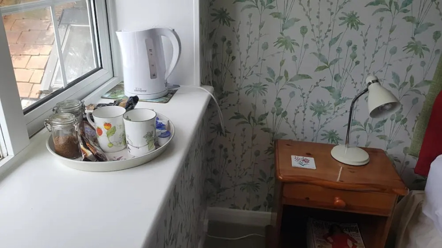 Holly House Bed & Breakfast