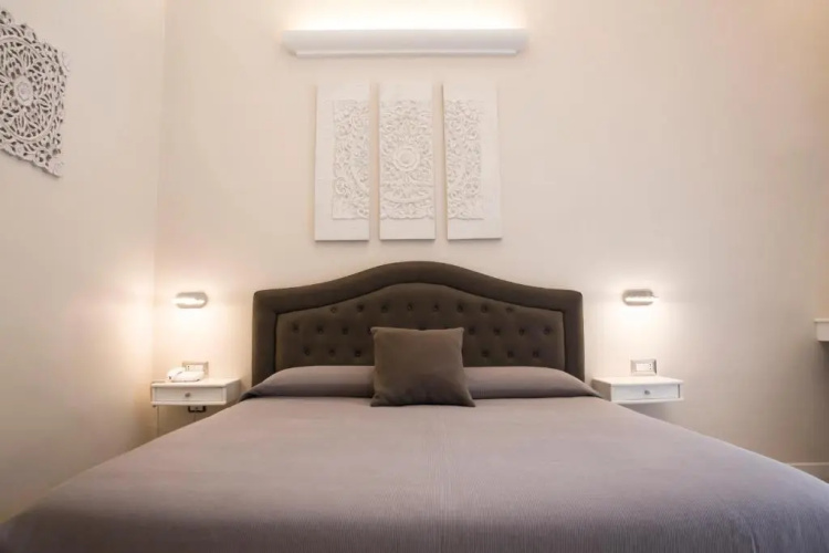 Royal Rooms Luxury Suite