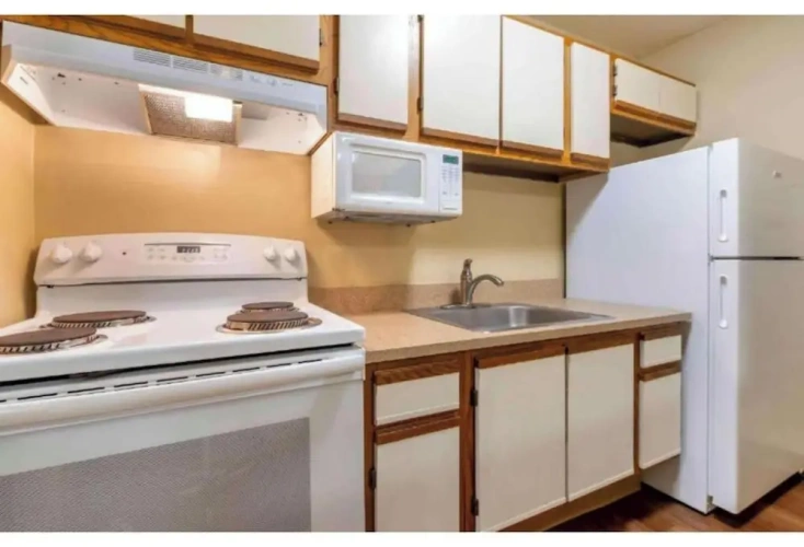 Standard Double Suite