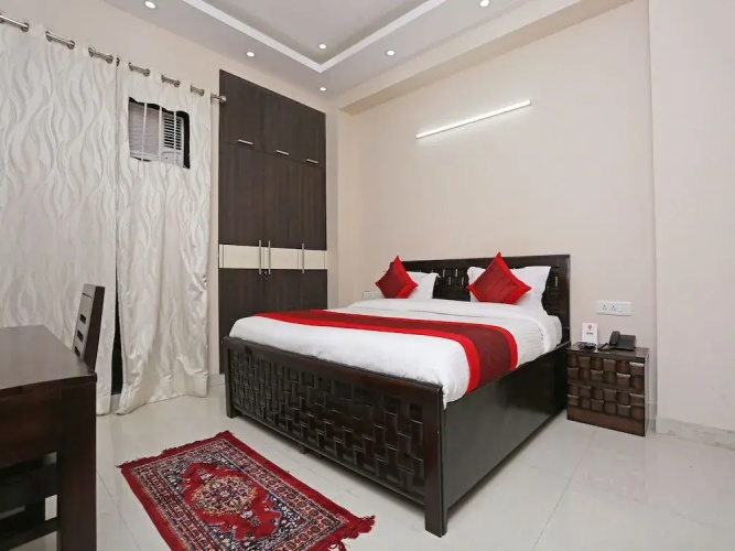 OYO 9997 Sohna Road
