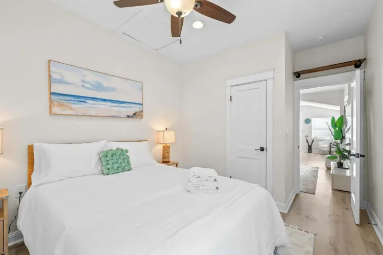 Barefoot Bungalow For 4