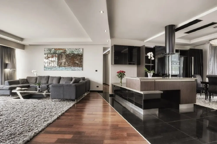 2 Bedrooms Luxury Apartment