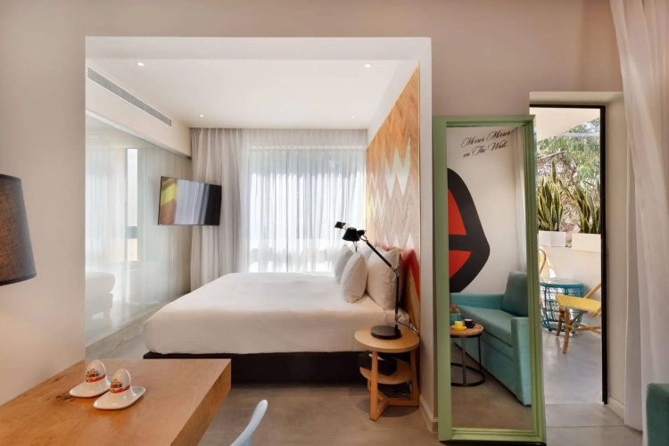 Cucu Hotel