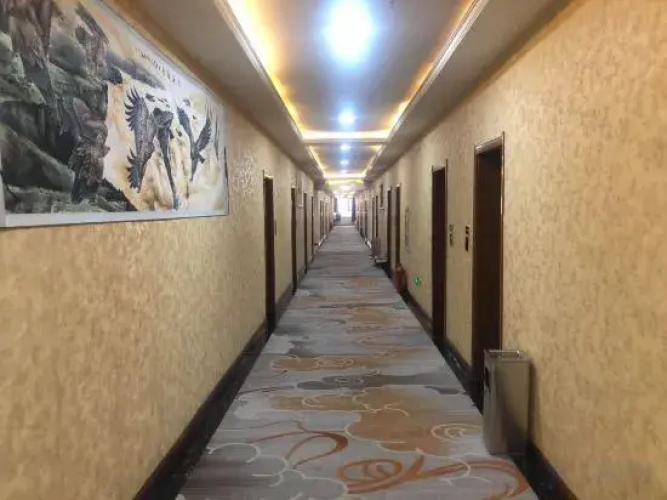 Ruoyu Shang Hotel