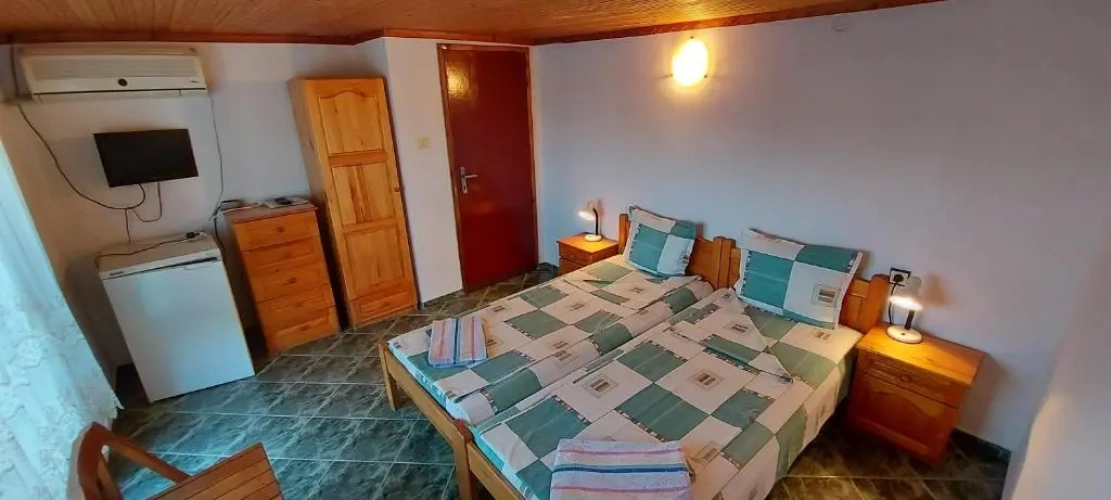 Standard Twin room with balcony