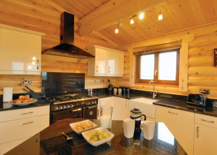 2 Bedrooms Cottage