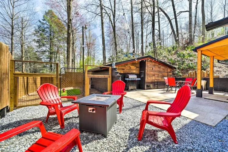 4 Bedrooms Cottage
