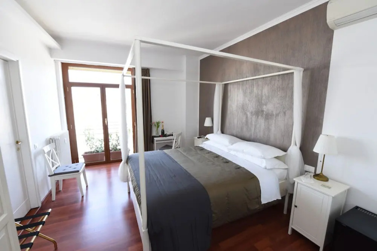 San Pietro Vip Room
