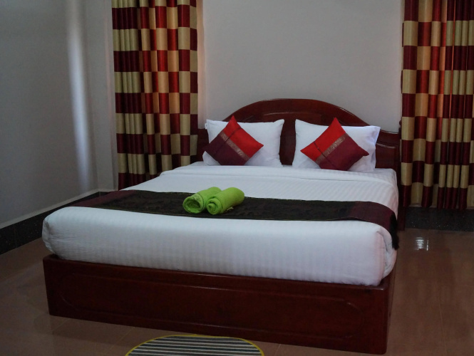 Phetphaylin Hotel
