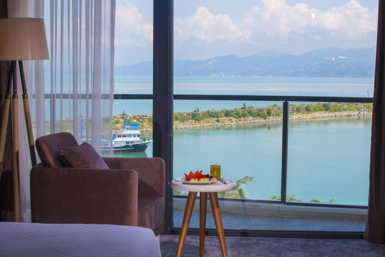 Royal Comfort HotelOver view