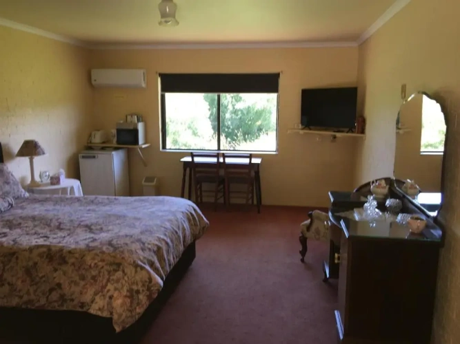 Deluxe Double Studio
