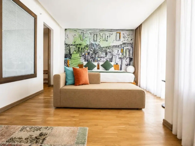Comfort room