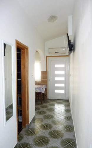 Bozica 70m from the beach & parking A3
