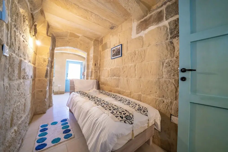 Ta' Pinu B&B