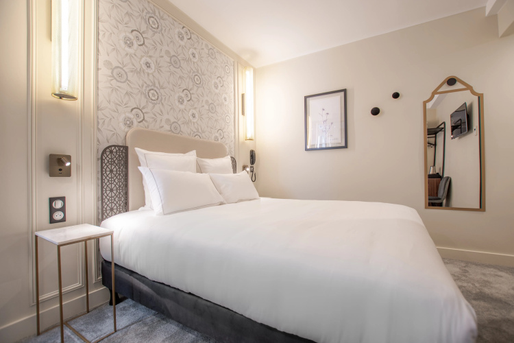 ELSA, Hôtel Paris
