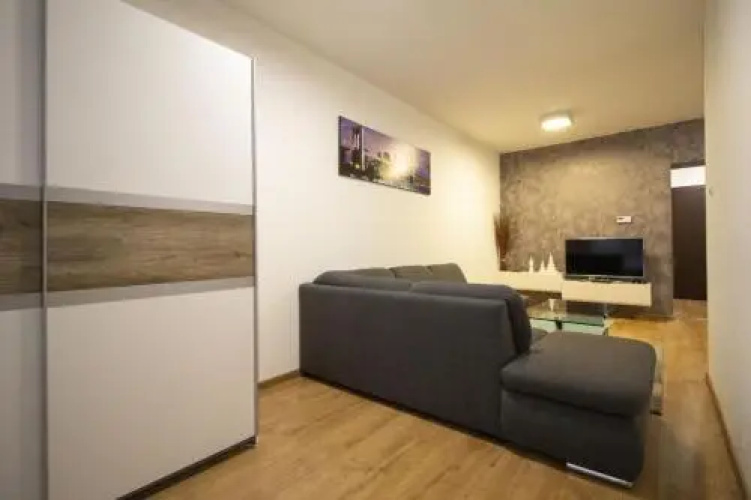 Apartman Adam