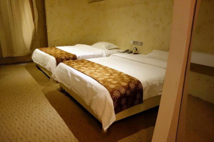 Lide International Hotel