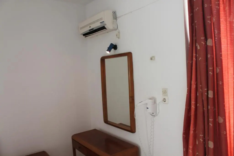 Harriets Apartments