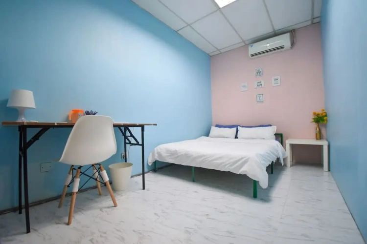 Business Quadruple room