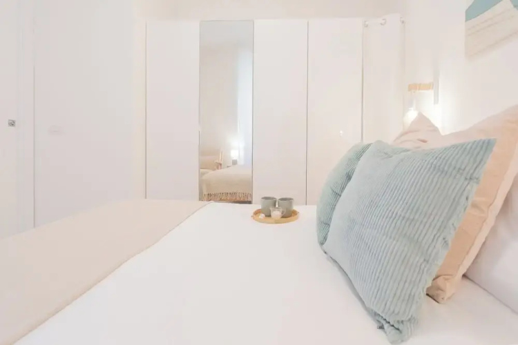 Enchanted Como Lake - City Apartment 2 by Rent all Como