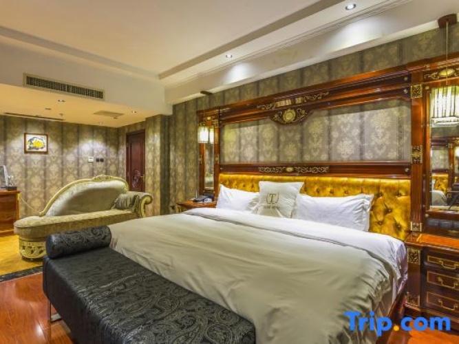 Executive Double Suite