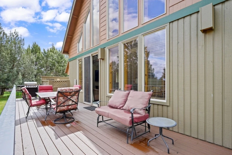 2 Bedrooms Cottage
