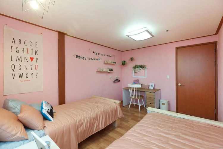LUCERE - Binny's Guesthouse 'A' type