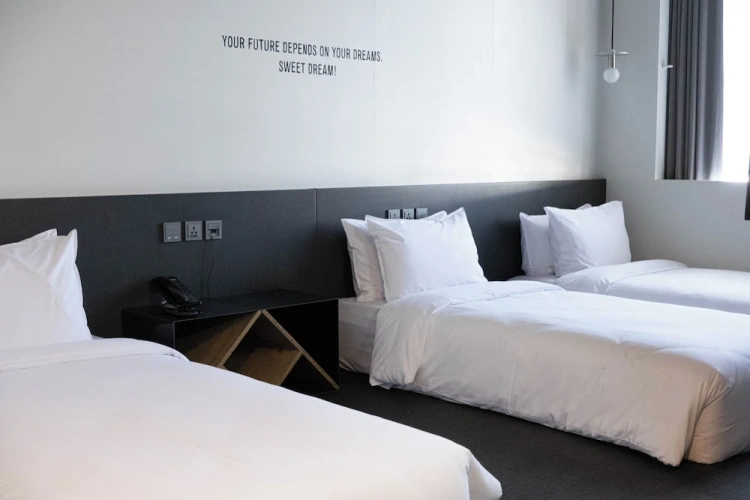 Triple room