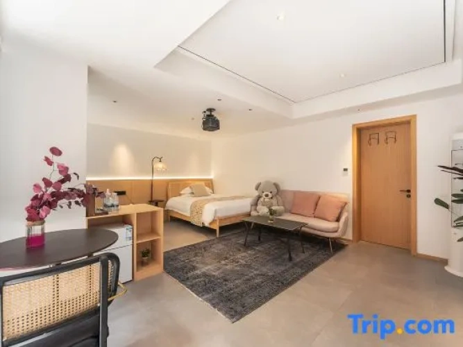 Standard Double room with garden view