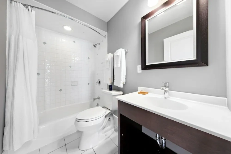 1 Bedroom Premium Triple room