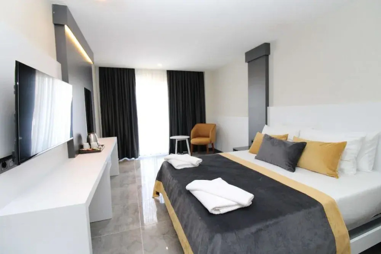 Laroxx Hotel Lara