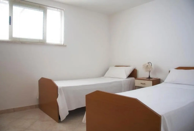 2 Bedrooms Basement Apartment