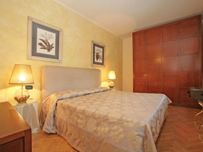 3 Bedrooms Apartment