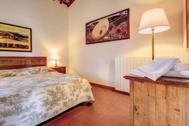 2 Bedrooms Family Apartment with land view