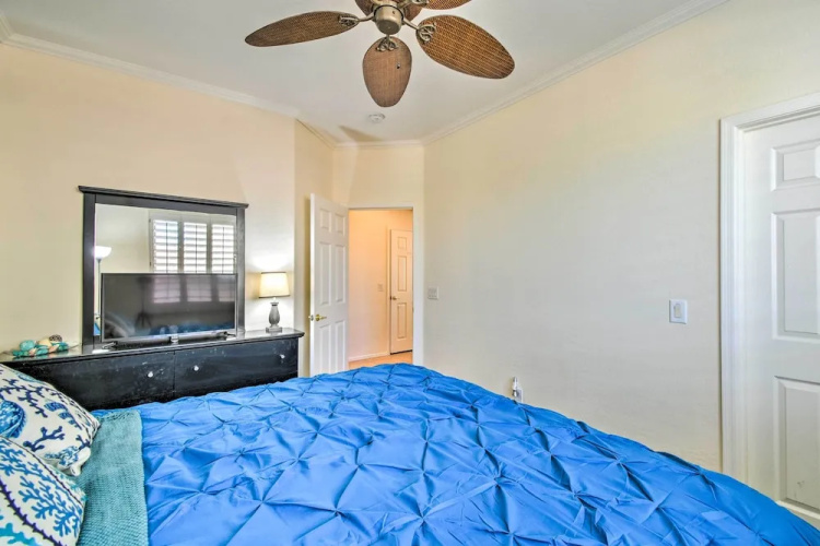 Pool, Game Room + Views: Laveen Village Getaway!