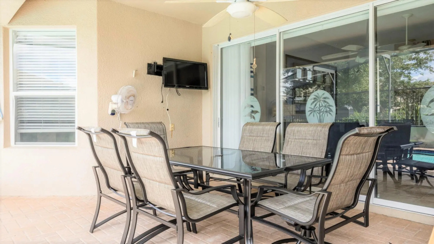 5BR Dream Getaway w South Facing Pool