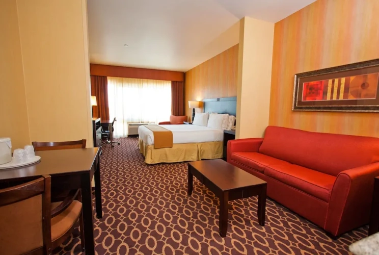 Additional Living Area Double Suite