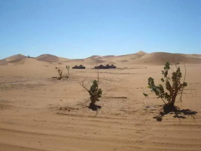 Sun Bivouac Chegaga