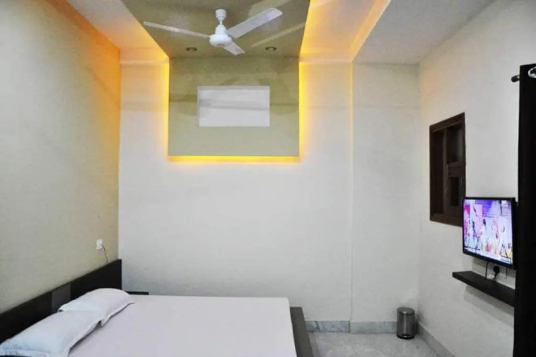 Hotel 8th Planet