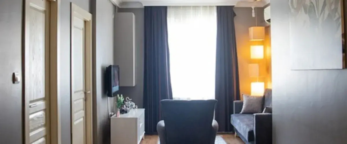 The Hera Suite Hotel