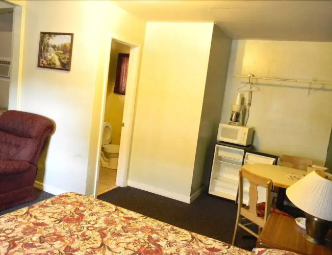 Little Shamrock Motel