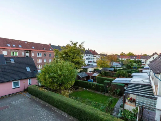 AVR Apartment HOF 11