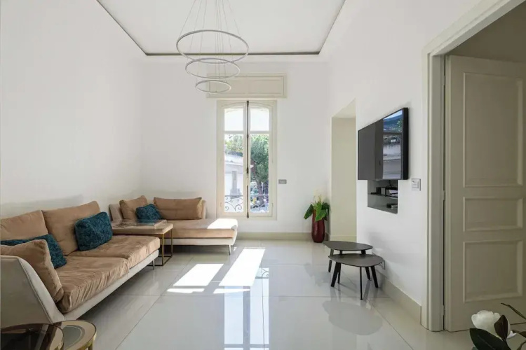 Superb 68m2 Flat With 80m2 Terrace - 2ch/4p