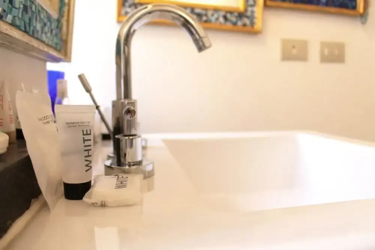 Trevi Fountain 2BR Apartment
