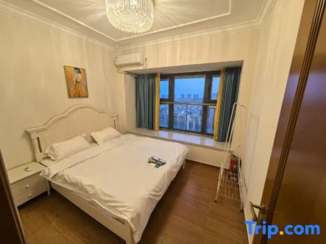 2 Bedrooms Suite with garden view