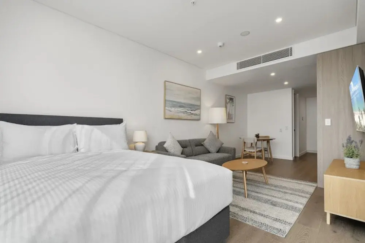 Chic Studio Stay Near Cafes and Coastline