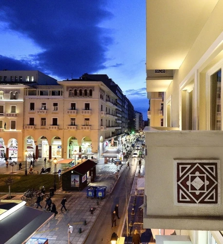 Deluxe Apartment