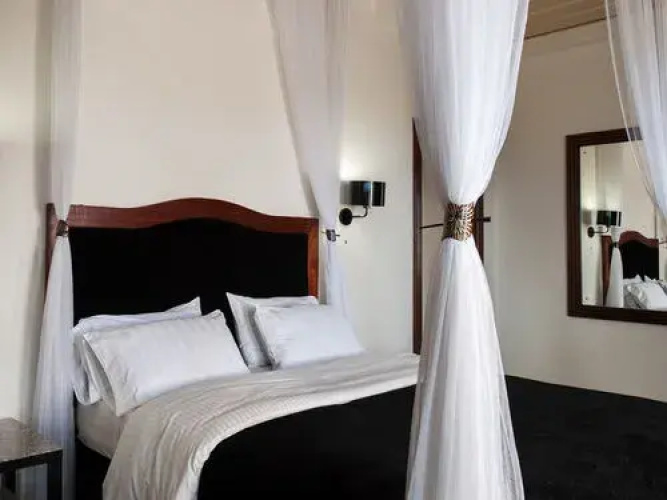 Mount Zion Hotel