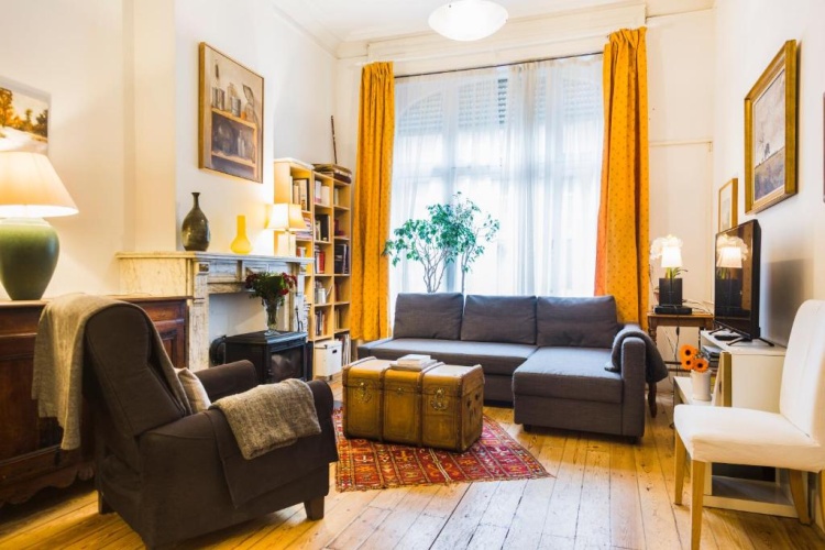 Quadruple Apartment
