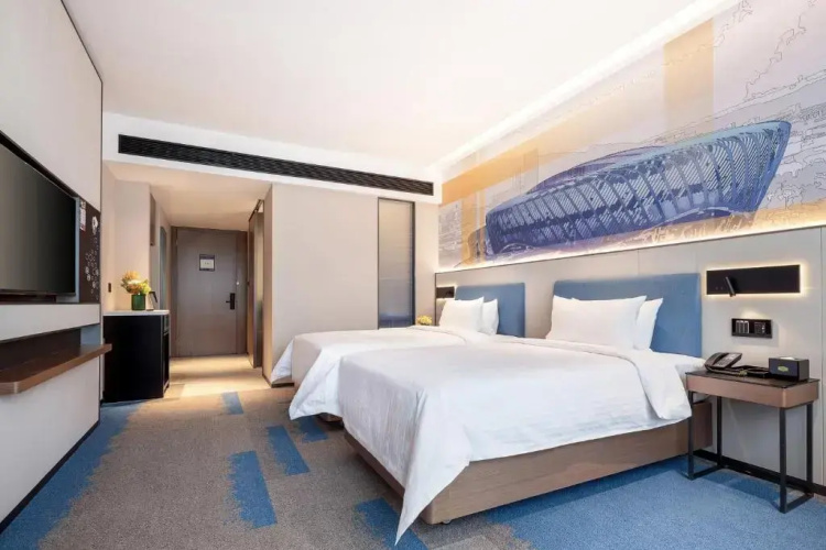 Hampton by Hilton Wuhan railway Station